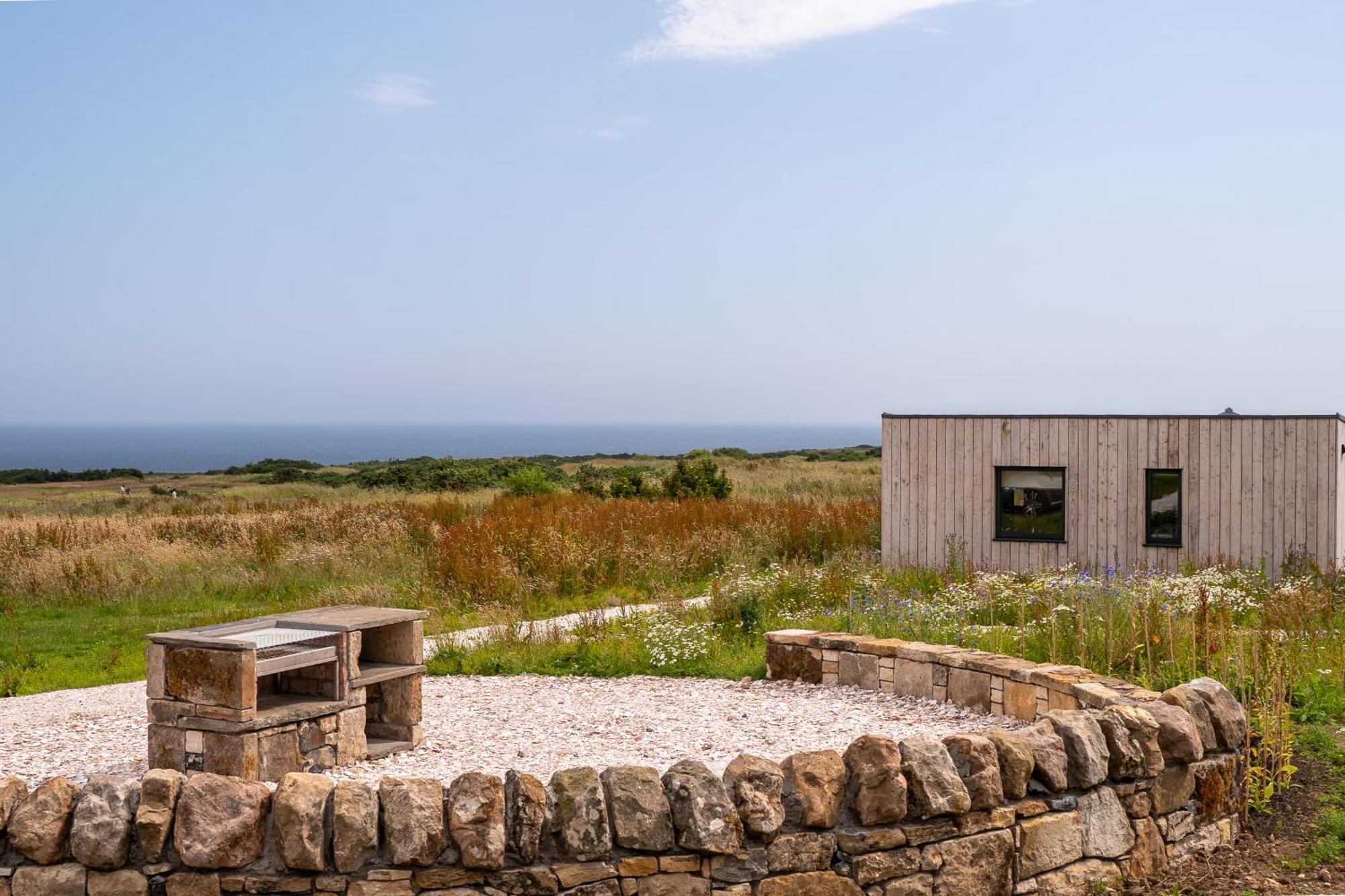 Rustic Cabins, Sea Views From Rewilded Farm With Highland Cows St Andrews Extérieur photo