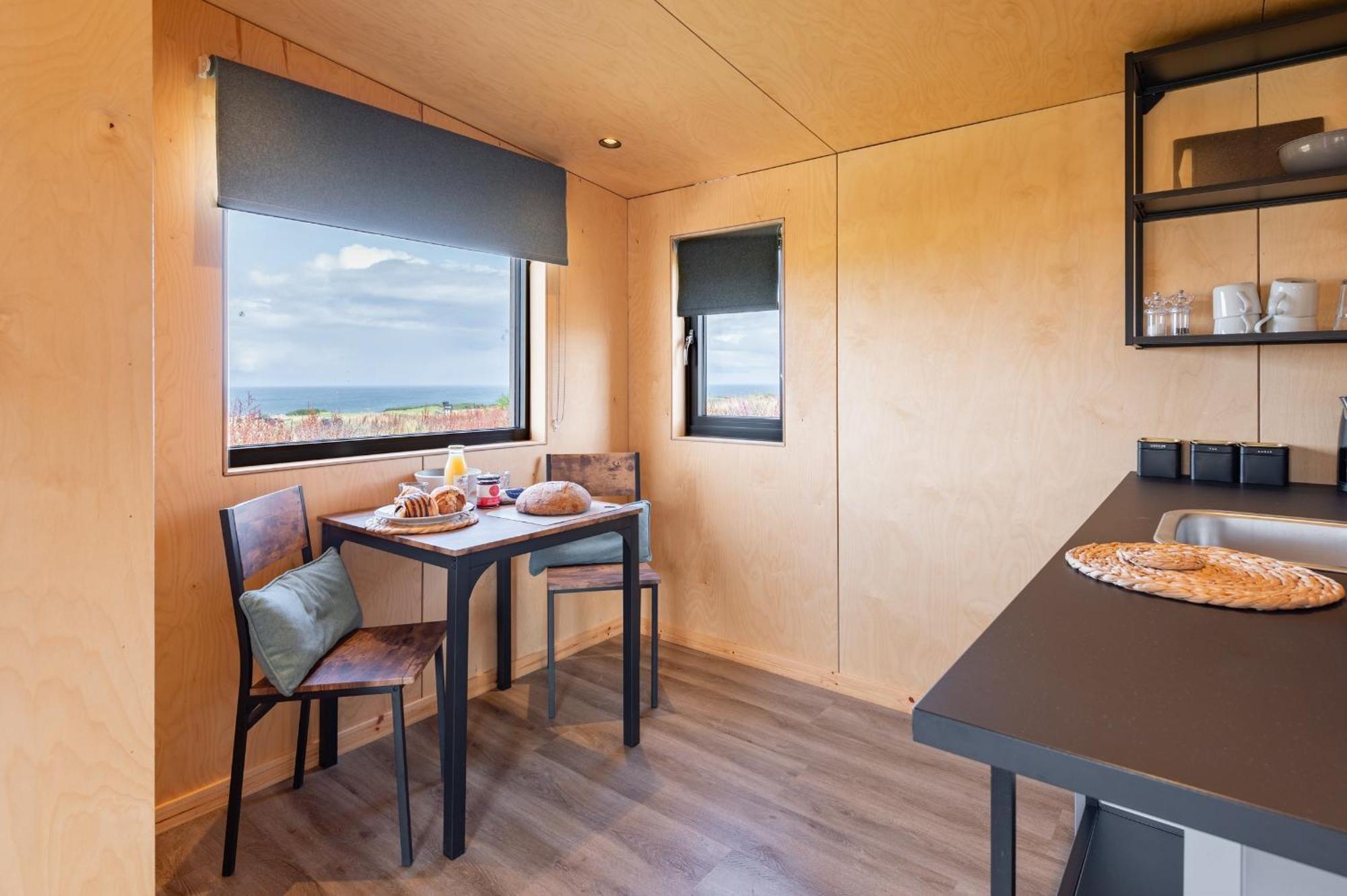 Rustic Cabins, Sea Views From Rewilded Farm With Highland Cows St Andrews Extérieur photo