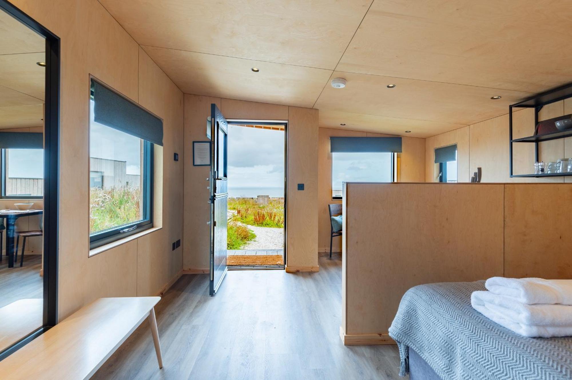 Rustic Cabins, Sea Views From Rewilded Farm With Highland Cows St Andrews Extérieur photo